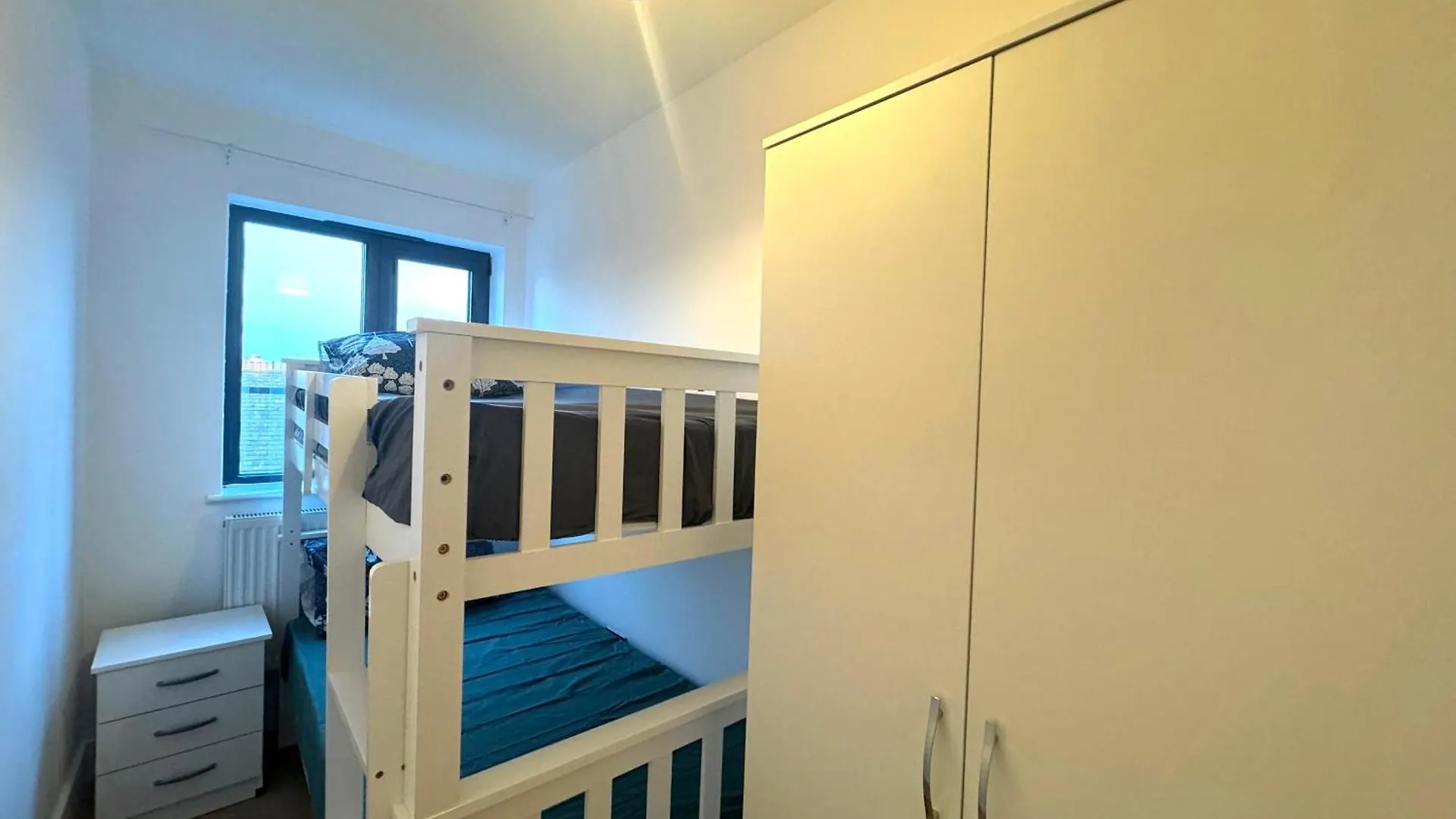 Stunning 2Bedroom Flat With 2 Balcony In Whitechapel - 5Mins To Aldgate Station London Apartment